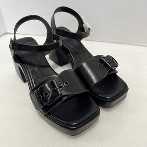 Olivia Miller Womens Slay Heeled Sandals size 7 color Black NEW